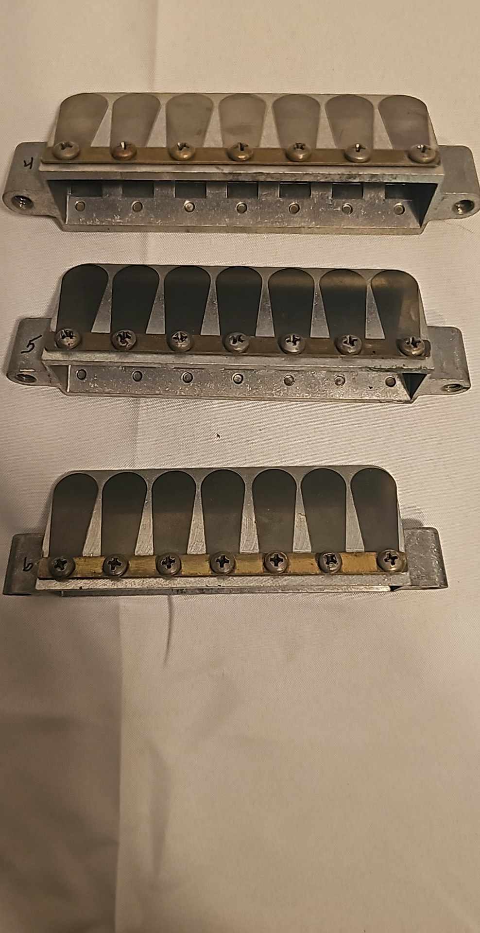 MERCURY OUTBOARD 2.4 2.5 7 PETAL REEDS WITH CAGES