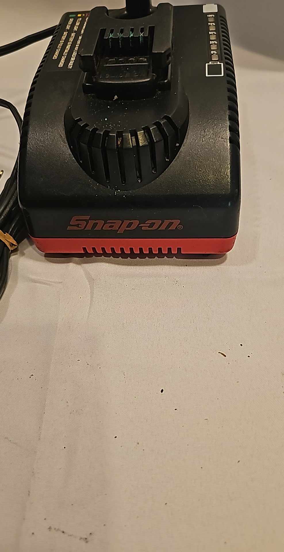 Snap On 9.6v - 18V Battery Powered Sawsall In Carry Case