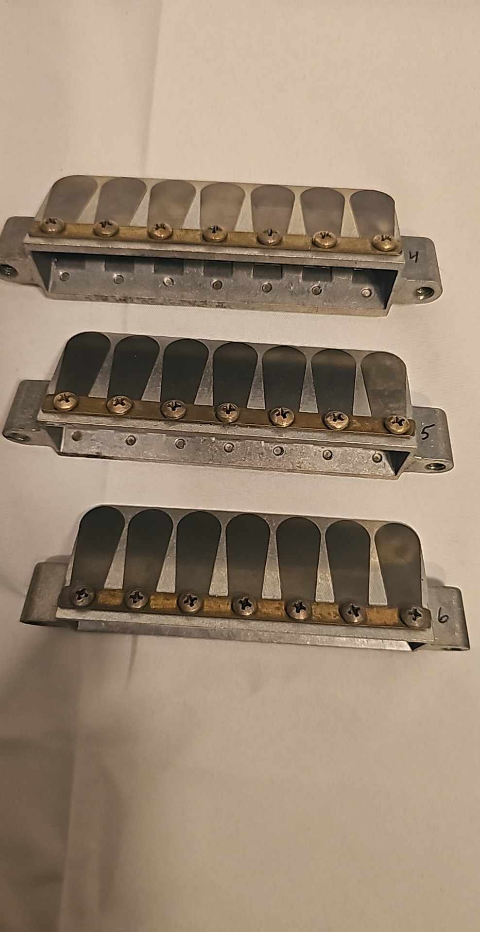 MERCURY OUTBOARD 2.4 2.5 7 PETAL REEDS WITH CAGES