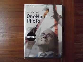 One Hour Photo (DVD) Robin Williams , Connie Nielsen , Michael Vartan